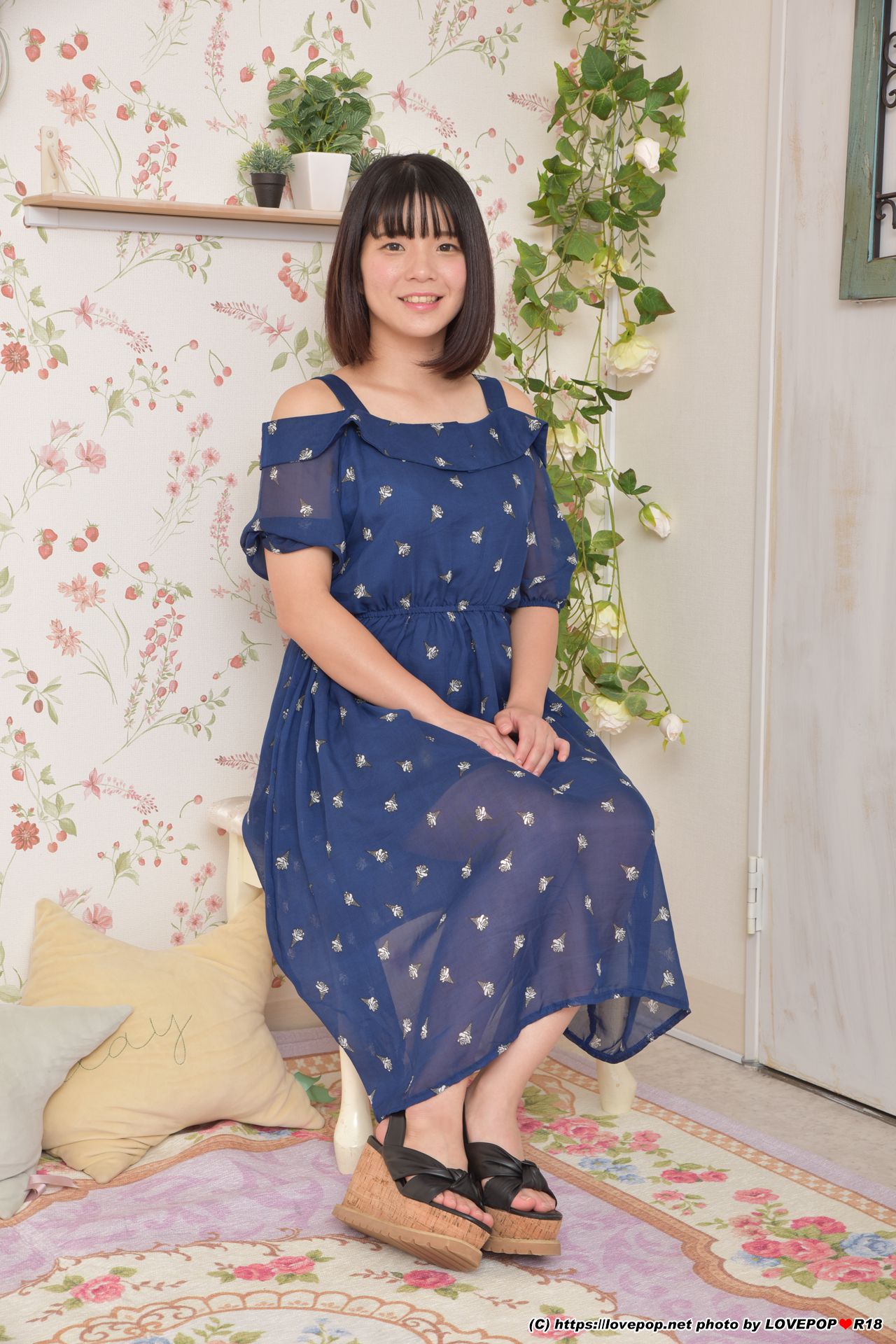 佐藤莉子 ページ47 No.1a8924