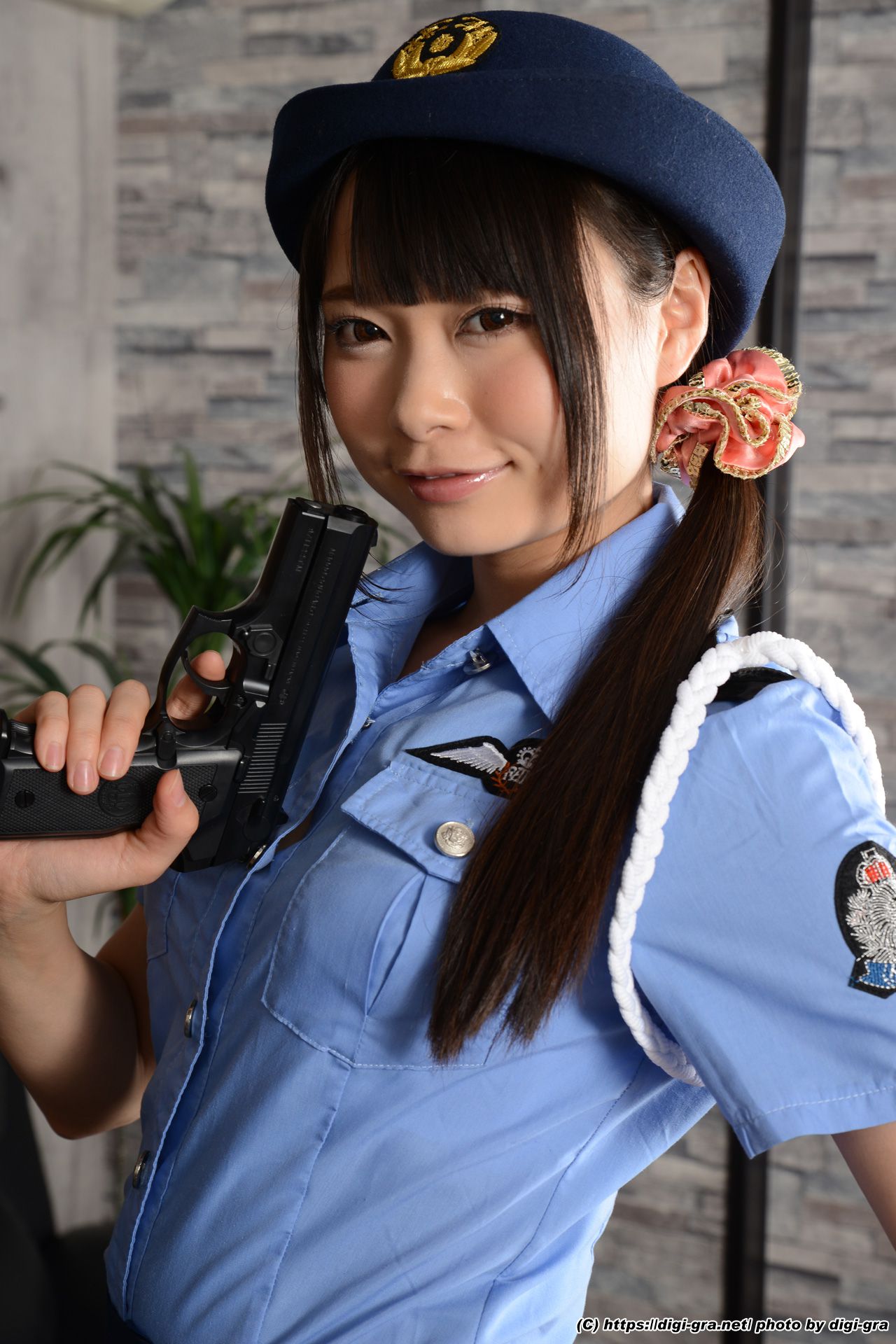 Arina Sakita Halaman 1 No.d4f1bb