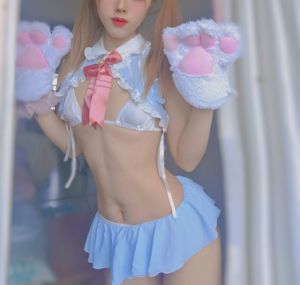 [Net Red COSER Photo] Baba-Cat Ear Maid Titanium